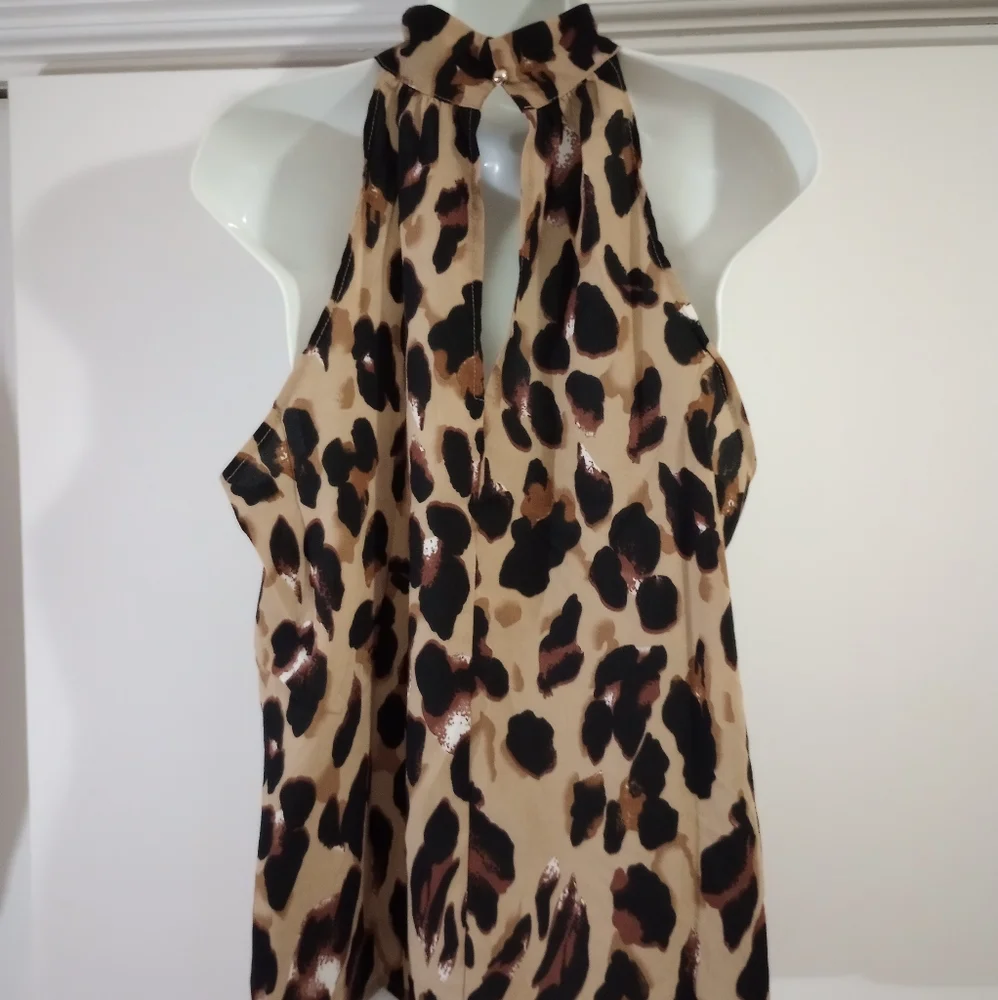 🆕⛱️Leopard Print Halter-Style Top - Picture 8 of 8